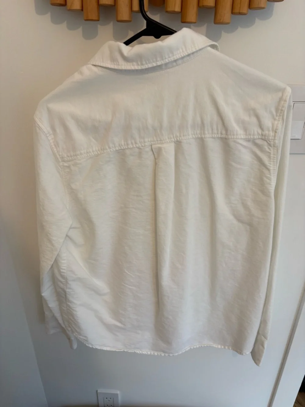 H&M button down collared shirt. - Picture 2 of 2